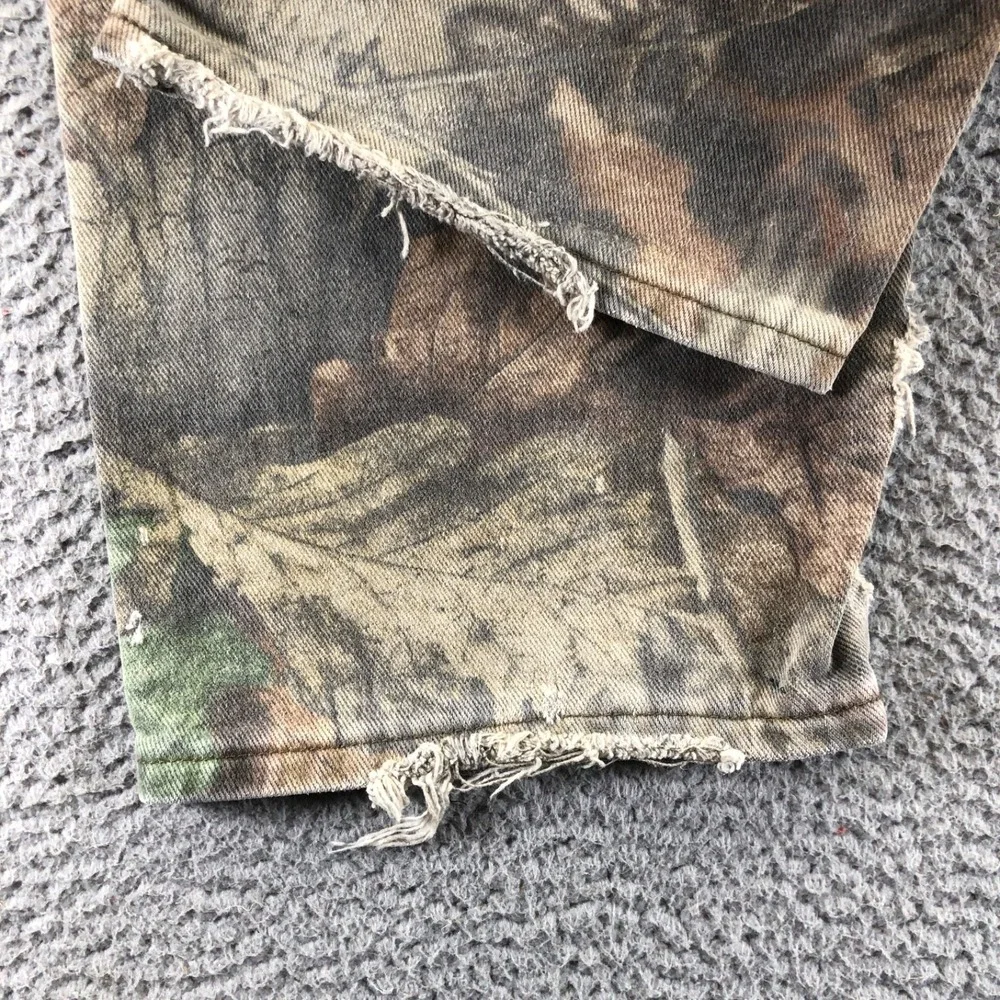 Wrangler Jeans Mens 32x28 Green Camouflage Double Knee Distressed Thrashed